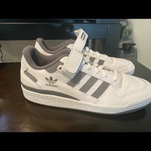 Adidas Forum Low Top Sneakers (Men’s Size 12)
